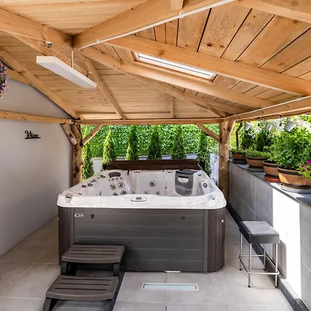 Wynajem Grupowy Szansa * Мронгово