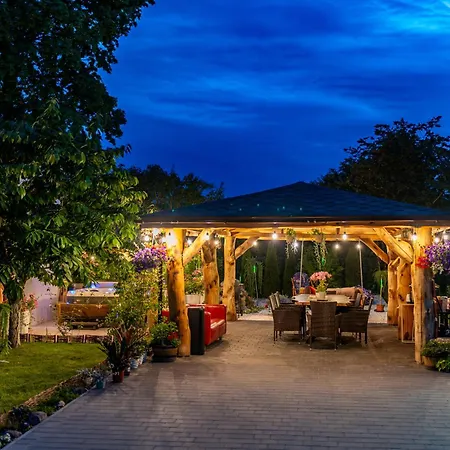 Wynajem Grupowy Szansa Villa Mrągowo